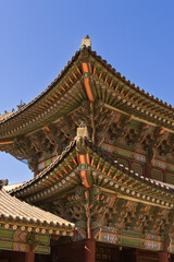 Fototapeta premium Traditional Korean Temple Roof Detail