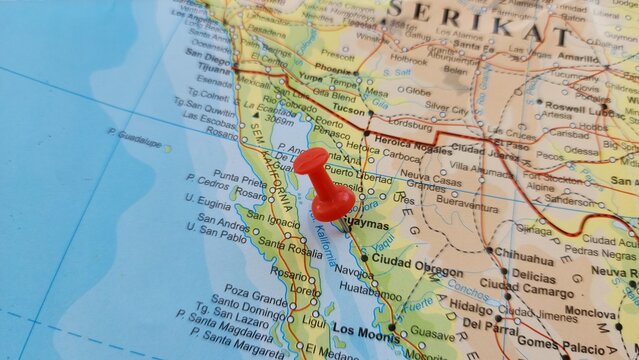 View of Guaymas, is a city in Guaymas Municipality, in the southwest part of the state of Sonora, in northwestern Mexico, on a geographical map of America, marked with red push pin