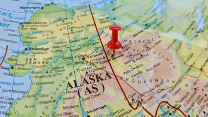 Naklejka premium View of Dawson County, County in Georgia, United States, on a geographical map of America, marked with red push pin