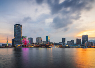 Fototapeta premium Kobe, Japan Port Skyline