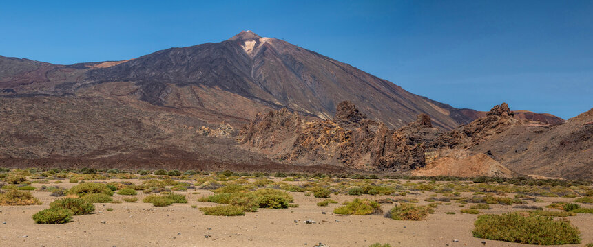 Tenerife, Canary Islands, Spain: panoramic view of Mount Teide (Pico del Teide), a 3,715 m volcano, the highest point in the Canary Islands, inside the Teide National Park (Parque nacional del Teide)