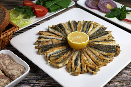 Hamsi Tava Fried anchovies on a plate
