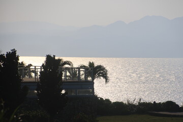 古宇利島の朝（沖縄県・今帰仁村） © tk2001