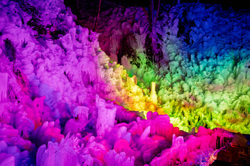 あしがくぼの氷柱のライトアップ