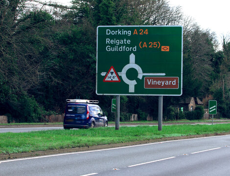 Roundabout sign near Dorking