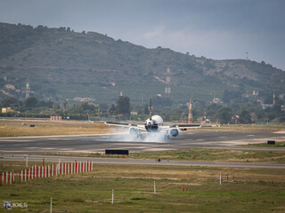 Fototapeta premium Planes landing and taking off from Manises Airport (Valencia, Spain) on February 7, 2026