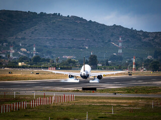 Planes landing and taking off from Manises Airport (Valencia, Spain) on February 7, 2026