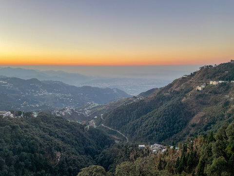 The Winterline in Mussoorie is a rare, beautiful atmospheric phenomenon where a sharp, colorful band appears in the sky at dusk, resembling a "false horizon" as the sun sets.