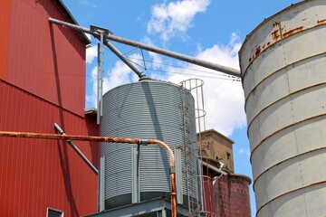grain storage tanks