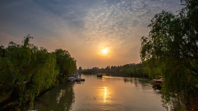Serene Sunset at Slender West Lake, Yangzhou, with Classical Pavilion and Lotus Pond