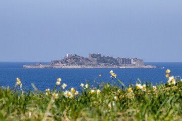 海に浮かぶ軍艦島 © toshiyuki ookubo