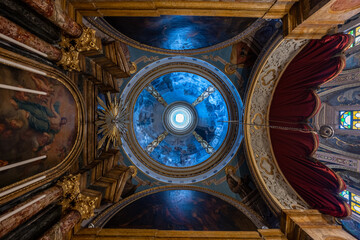 Ceiling dome of St. Paul of the Shipwreck Church - Valletta, Malta © demerzel21