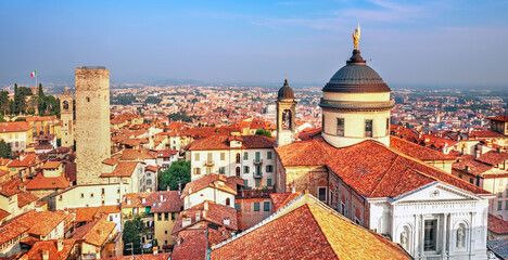Fototapeta premium Lake Garda (Lago di Garda) in northern Italy with panoramic mountain scenery and crystal clear blue water. Popular European travel destination surrounded by charming lakeside towns, Mediterranean clim