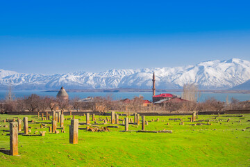 Ahlat, which was the capital and one of the largest provinces in the region in the 13th century, maintained its importance as a frontier city during the Ottoman period.