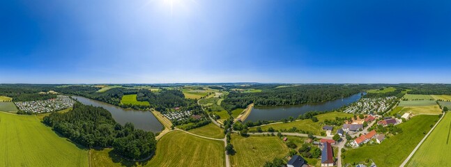 Ausblick auf die Stauseen bei Haselbach im württembergischen Ostalbkreis aus der Vogelperspektive © ARochau