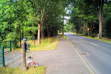 Waldstra&szlig;e