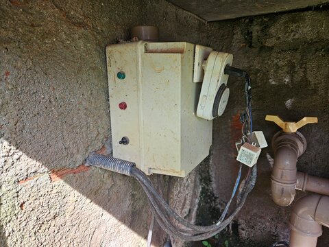 caixa de comandos el&eacute;tricos 