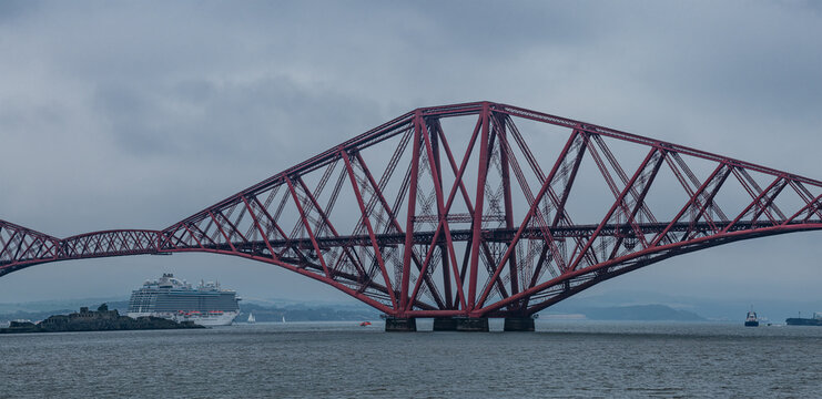 Steel made Firth Of Forth Bridge Edinburgh Scotland Great Britain, UK