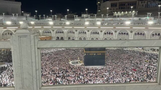 Ummrah Kabba Muslims People Walking During Tawaf Near Clock Tower With Foot Steps On Busy Roads In Macca Ramazan Eid Islam