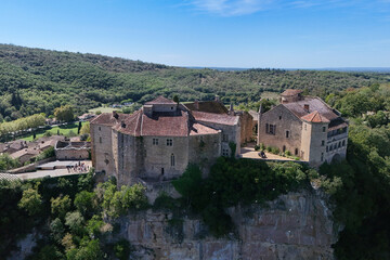 Obraz premium Historic and medieval village of Bruniquel in the South of France