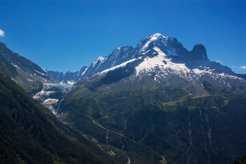 Obraz premium Spectacular view of Mont Blanc massif from lac Blanc, Chamonix
