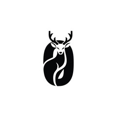 Obraz premium A black and white illustration of a deer's head with antlers, seamlessly incorporating in a circular frame.