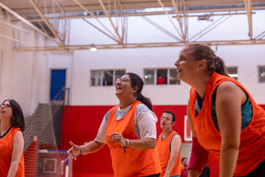 Inclusive Basketball Game with Young Adults with Disabilities