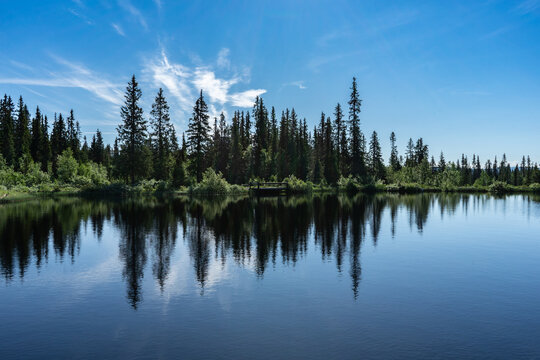 A summer day at a mountain lake in Vestfjell