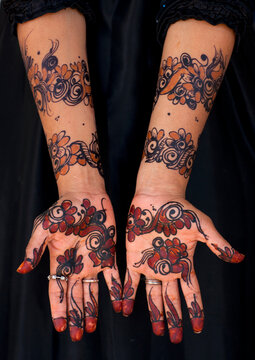 Patterns made with henna on hands, Lamu County, Lamu, Kenya