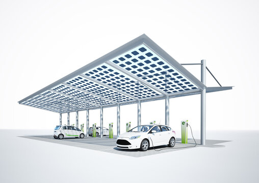 Elektrische Lades&auml;ulen mit Solardach vor weissem Hintergrund