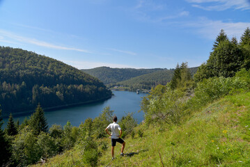 Landschaft an der Talsperre Sch&ouml;nbrunn im Th&uuml;ringer Wald