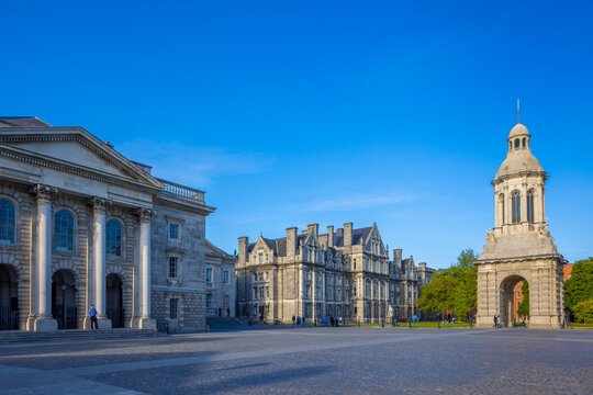 The Campanile, Parliament Square, Trinity College, Dublin, Republic of Ireland, Europe