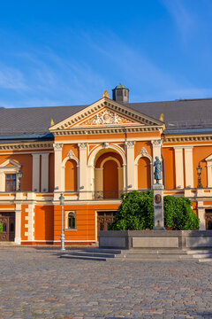 The Neoclassical Klaipeda Drama Theatre with the Annie from Tharau Statue, Klaipeda, Lithuania