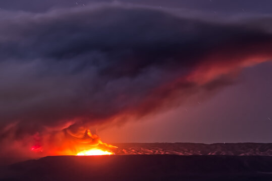 Dragon Bravo Wildfire burning on Grand Canyon North Rim, Arizona, United States