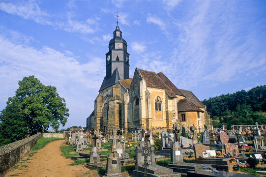 Graveyard, Moutiers-au-Perche, Regional Natural Park of Perche, Orne department, Lower Normandy region, France
