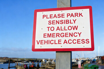 Emergency access sign 