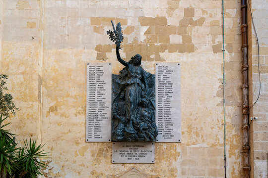 World War II Memorial plaque - Birgu, Malta