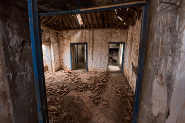 Obraz premium Collapsed interior of abandoned Hacienda Las Palmas room