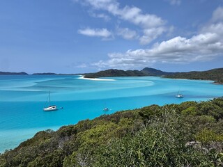 Obraz premium Turquoise Waters and Sandbar at Hill Inlet, Whitsunday Islands, Australia