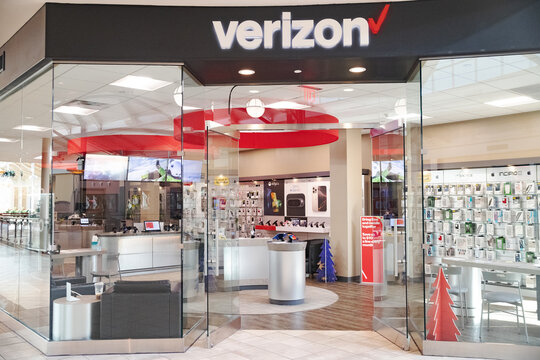 Entrance of Verizon Store Showing Mobile Phones and Technology Products in Virginia