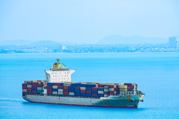 Obraz premium Aerial view of the freight shipping transport system cargo ship container. international transportation Export-import business, logistics, transportation industry concepts 