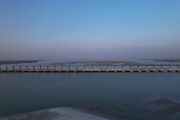 Obraz premium Koshi Barrage, India- Nepal Border, Bihar