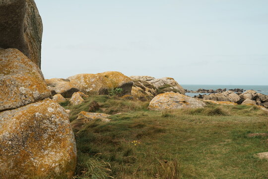 Rochers sur le site de Meneham dans la commune de Kerlouan, dans le d&eacute;partement fran&ccedil;ais du Finist&egrave;re