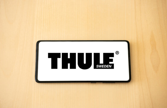 Thule logo on a smartphone screen.  Link&ouml;ping, &Ouml;sterg&ouml;tland, Sweden. 01-20-2026