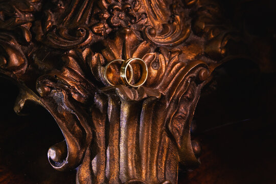 Foto macro de alian&ccedil;as de casamento