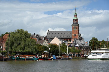 Fototapeta premium Leer in Ostfriesland