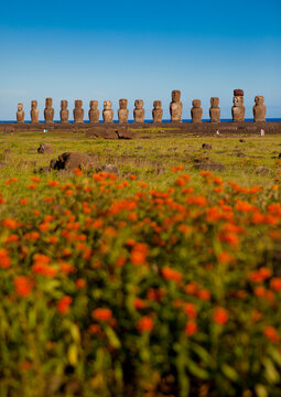 Monolithic moai statues at ahu tongariki, Easter Island, Hanga Roa, Chile