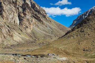 View of Himalayan mountains at Chang La , southern pass, a high mountain pass in Ladakh in the Greater Himalaya between Leh and the Shyok River valley. Leh to Pangong Lake road.
