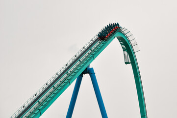 Roller coaster track © labalajadia