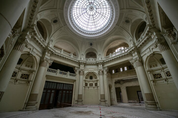 Fototapeta premium Abandoned Palace in Budapest, Hungary – Derelict Historic Television Headquarters, Urban Decay Architecture, Forgotten Cultural Landmark, Empty Neo-Renaissance Building Exterior